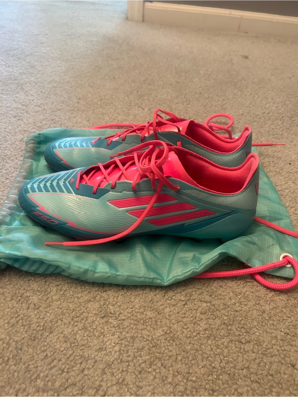 Men’s adidas f50 Messi size 11